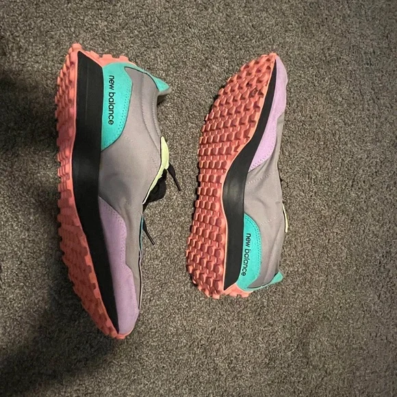 New Balance Gray and Teal Sneakers - Picture 5 of 7